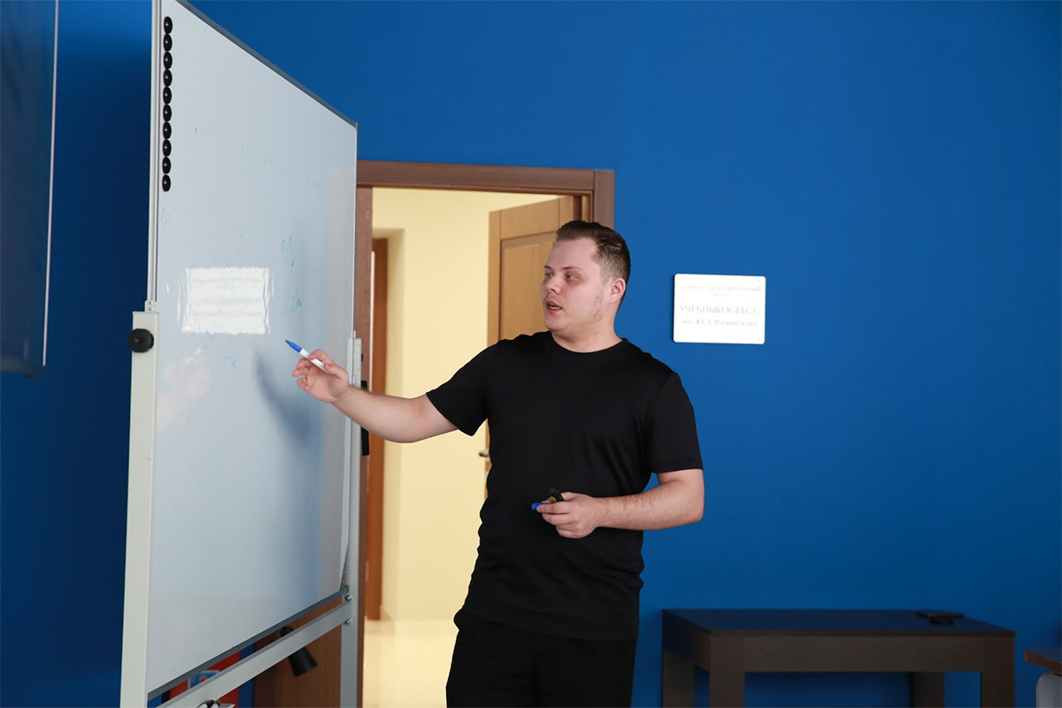 Слушателей учат разбираться в физике и динамике ядерных реакторов, используя модели перспективных реакторов